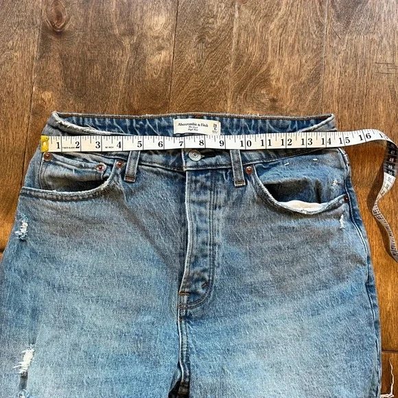 Abercrombie & Fitch women’s the Dad high rise jean size 28/6R - Picture 11 of 12